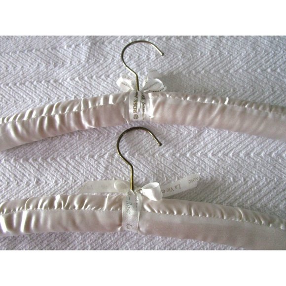 Fabric Satin Padded Hangers Cream/Beige Color -Shabby Victorian Vibe Set Two (2) - Picture 7 of 9